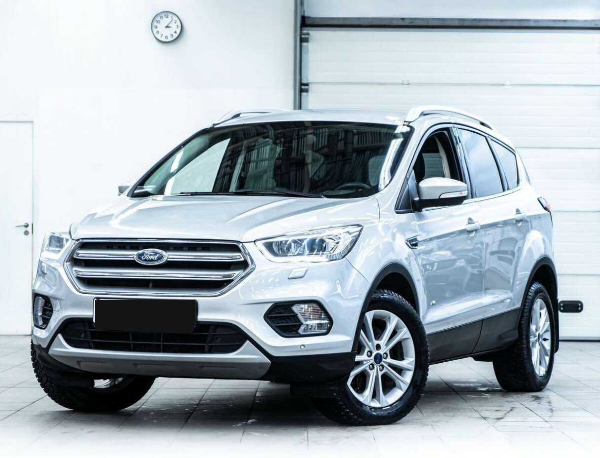 Ford Kuga с пробегом — 2017 год. Фото: #0