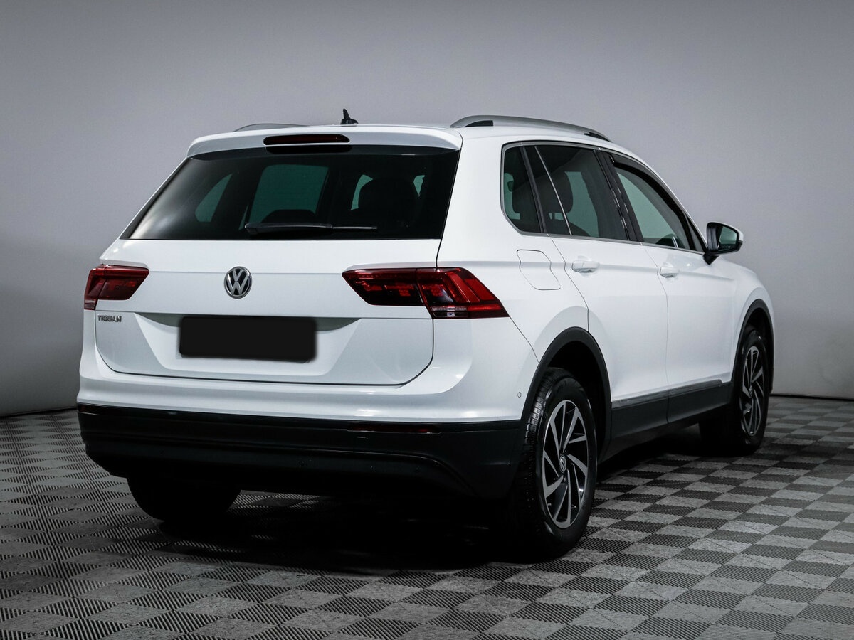 Volkswagen Tiguan с пробегом — 2018 год. Фото: #4