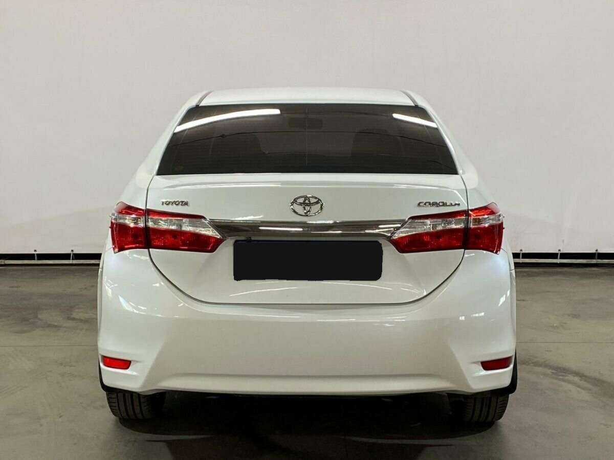 Toyota Corolla с пробегом — 2014 год. Фото: #5