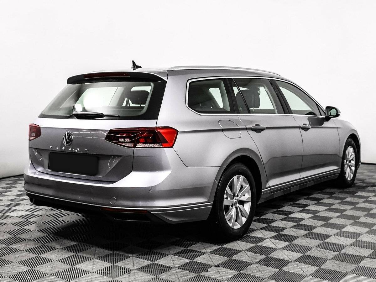 Volkswagen Passat с пробегом — 2019 год. Фото: #4