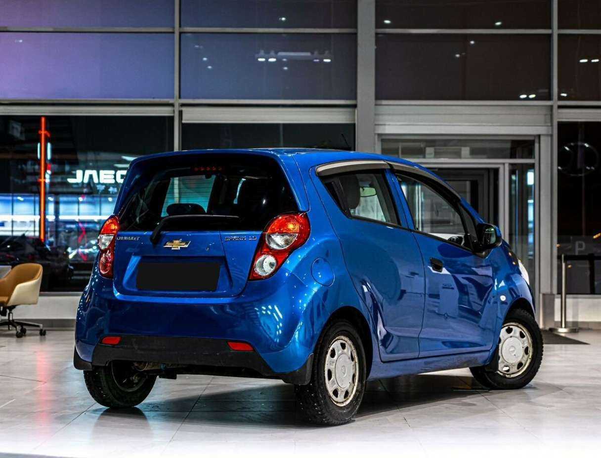 Chevrolet Spark с пробегом — 2013 год. Фото: #2
