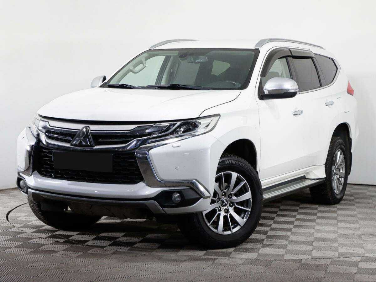 Mitsubishi Pajero Sport с пробегом — 2019 год. Фото: #0