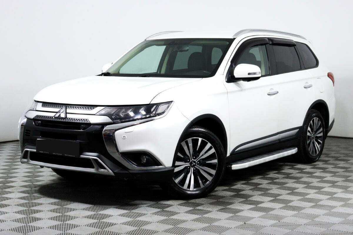 Mitsubishi Outlander с пробегом — 2019 год. Фото: #0