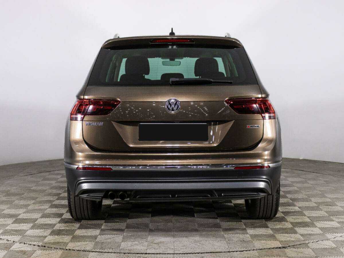 Volkswagen Tiguan с пробегом — 2018 год. Фото: #5