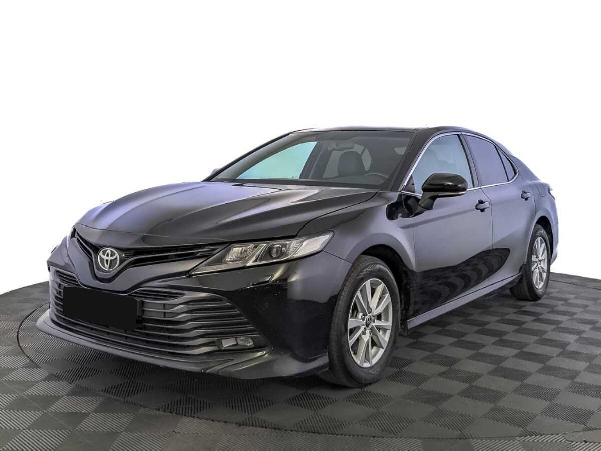 Toyota Camry с пробегом — 2019 год. Посмотреть фото