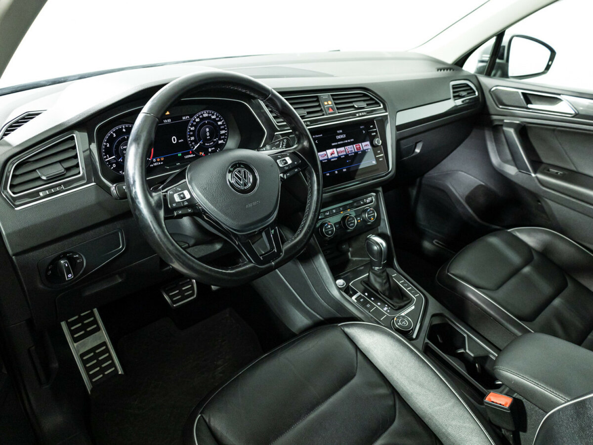 Volkswagen Tiguan с пробегом — 2018 год. Фото: #10