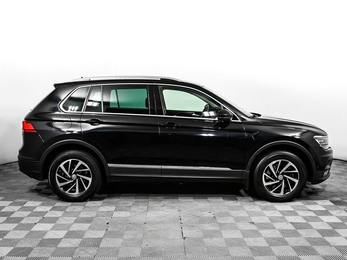 Volkswagen Tiguan с пробегом — 2018 год. Фото: #3