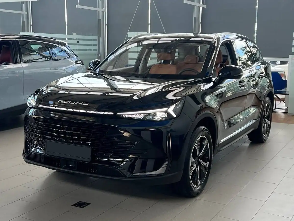 BAIC X75 в наличии по цене от 2 100 000 рублей