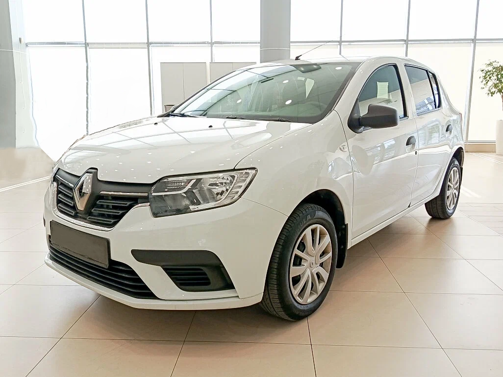 Renault Sandero с автосалона по цене от 1 258 000 рублей
