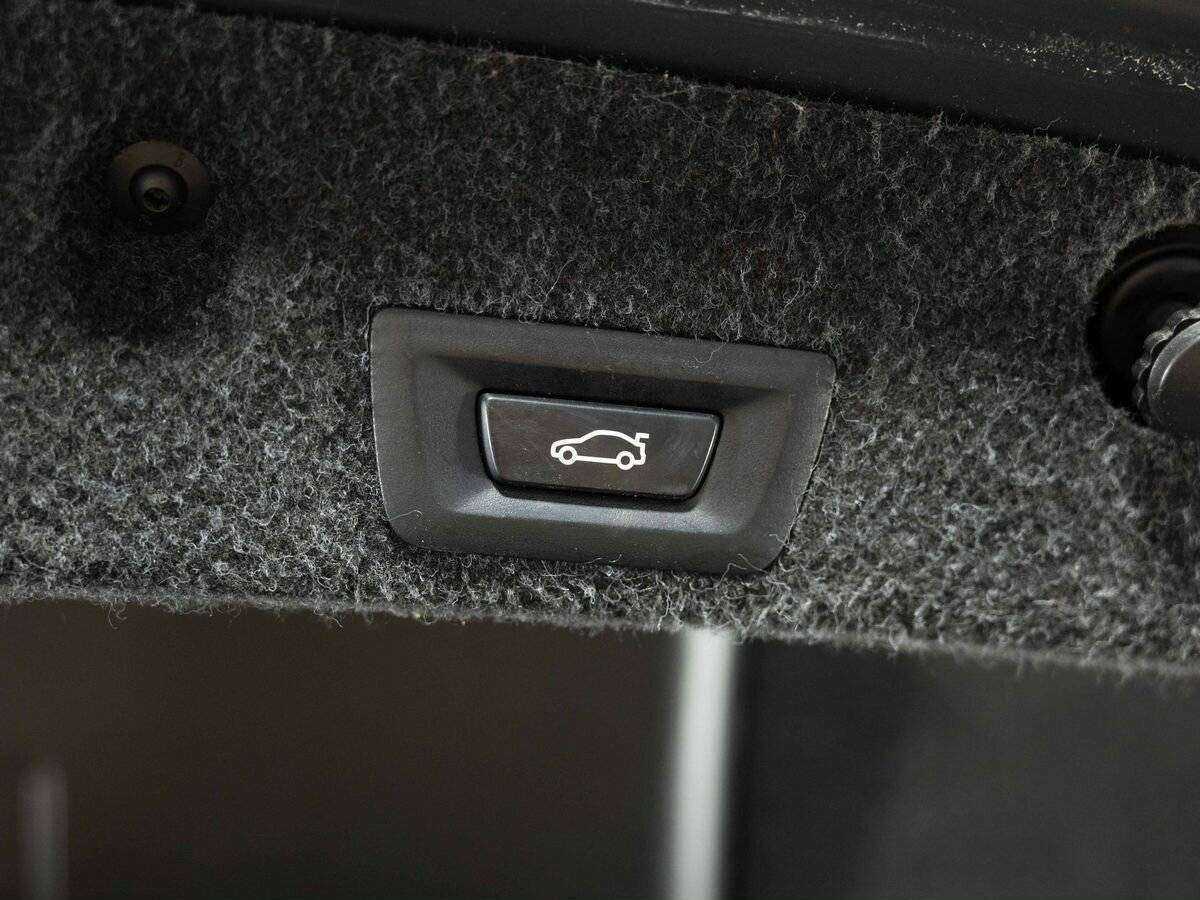 BMW 5 серии с пробегом — 2012 год. Фото: #25