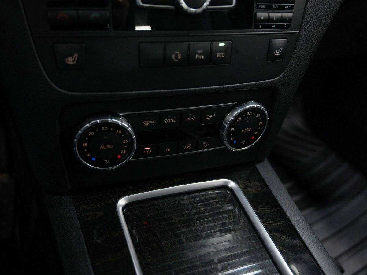 Mercedes-Benz GLK-Класс с пробегом — 2014 год. Фото: #21