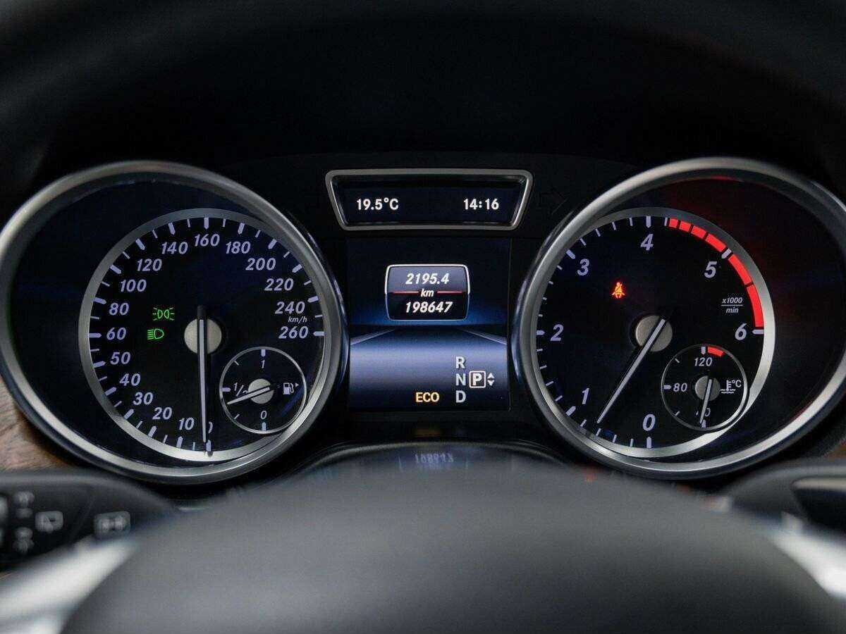 Mercedes-Benz M-Класс с пробегом — 2013 год. Фото: #22