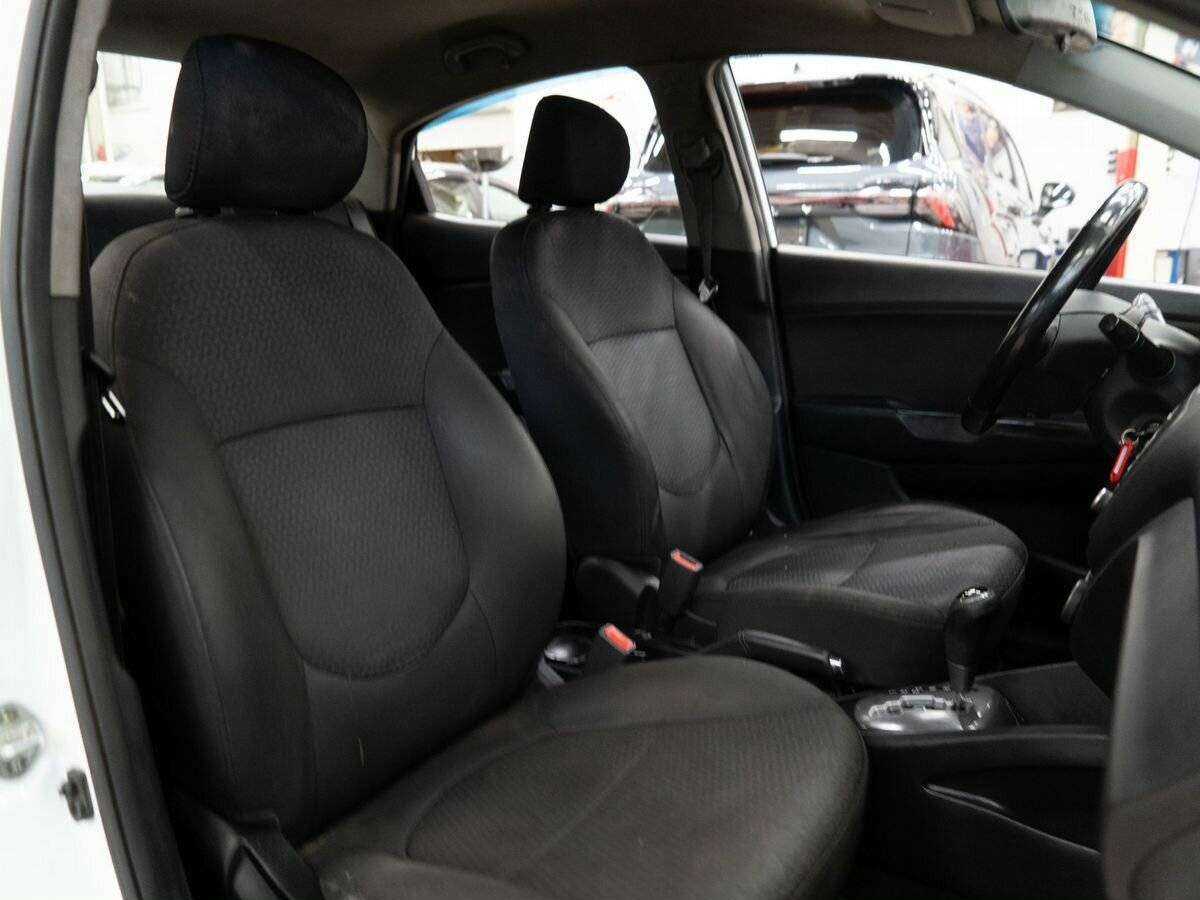 Kia Rio с пробегом — 2016 год. Фото: #8