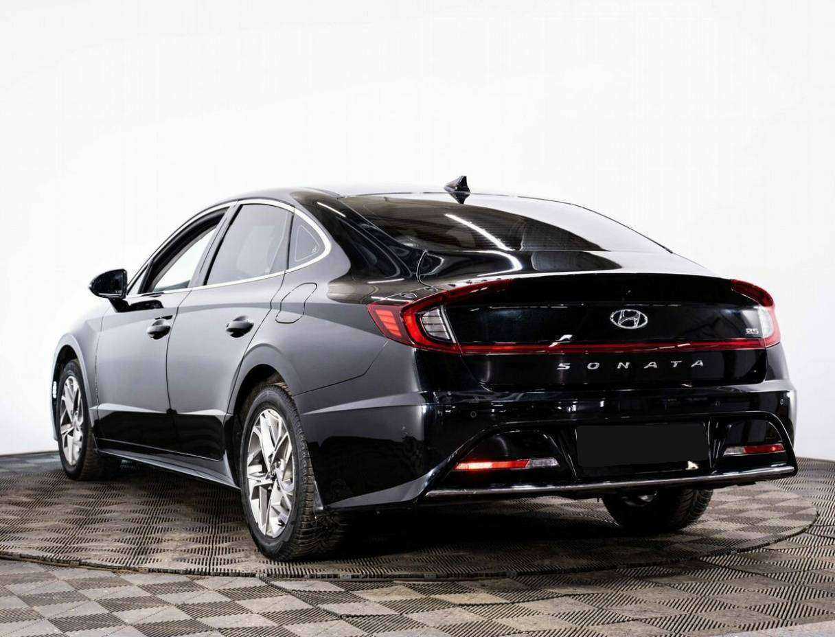 Hyundai Sonata с пробегом — 2021 год. Фото: #3