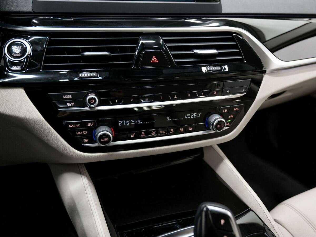 BMW 5 серии с пробегом — 2018 год. Фото: #20