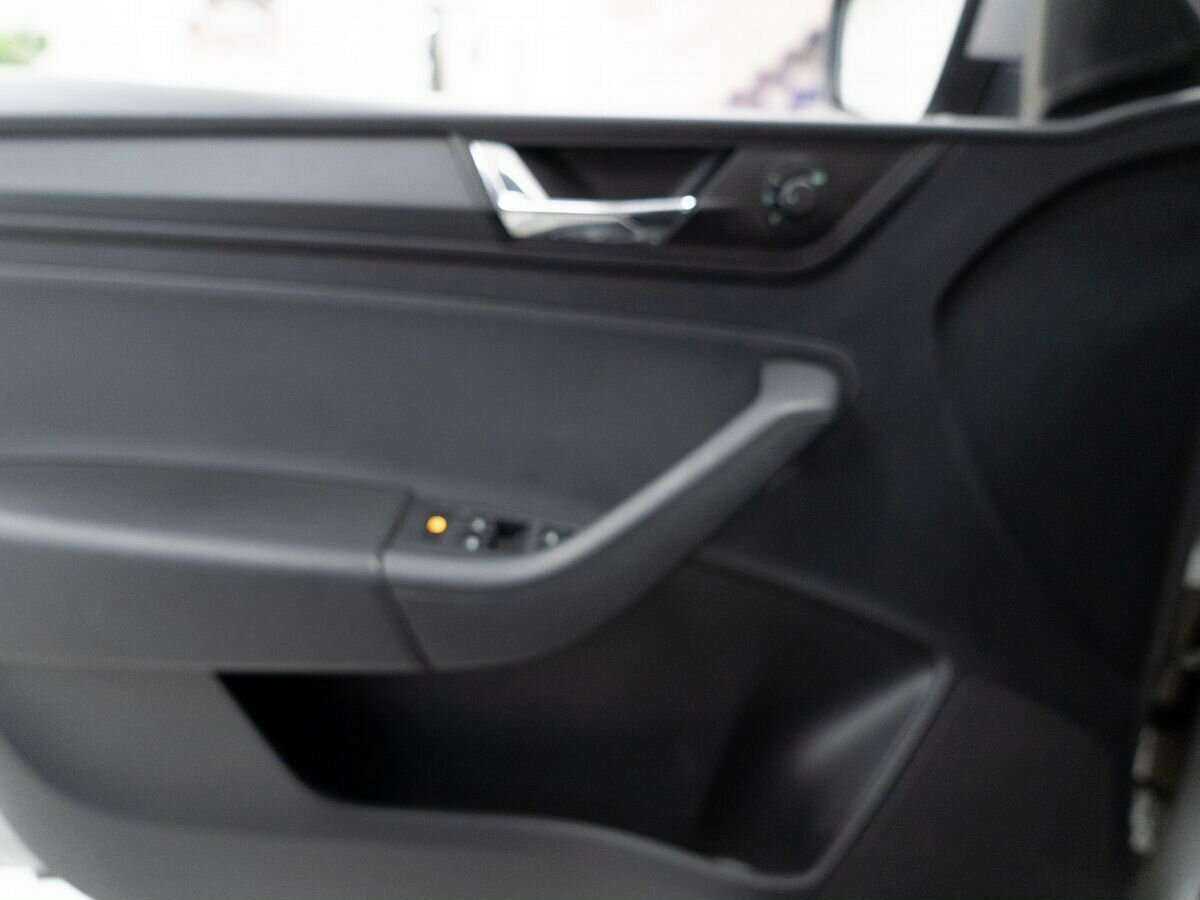 Skoda Rapid с пробегом — 2020 год. Фото: #15