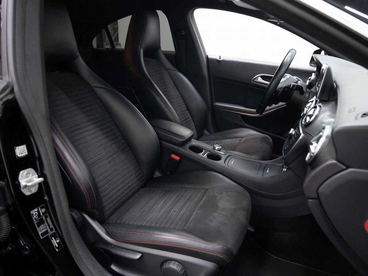 Mercedes-Benz CLA с пробегом — 2013 год. Фото: #12