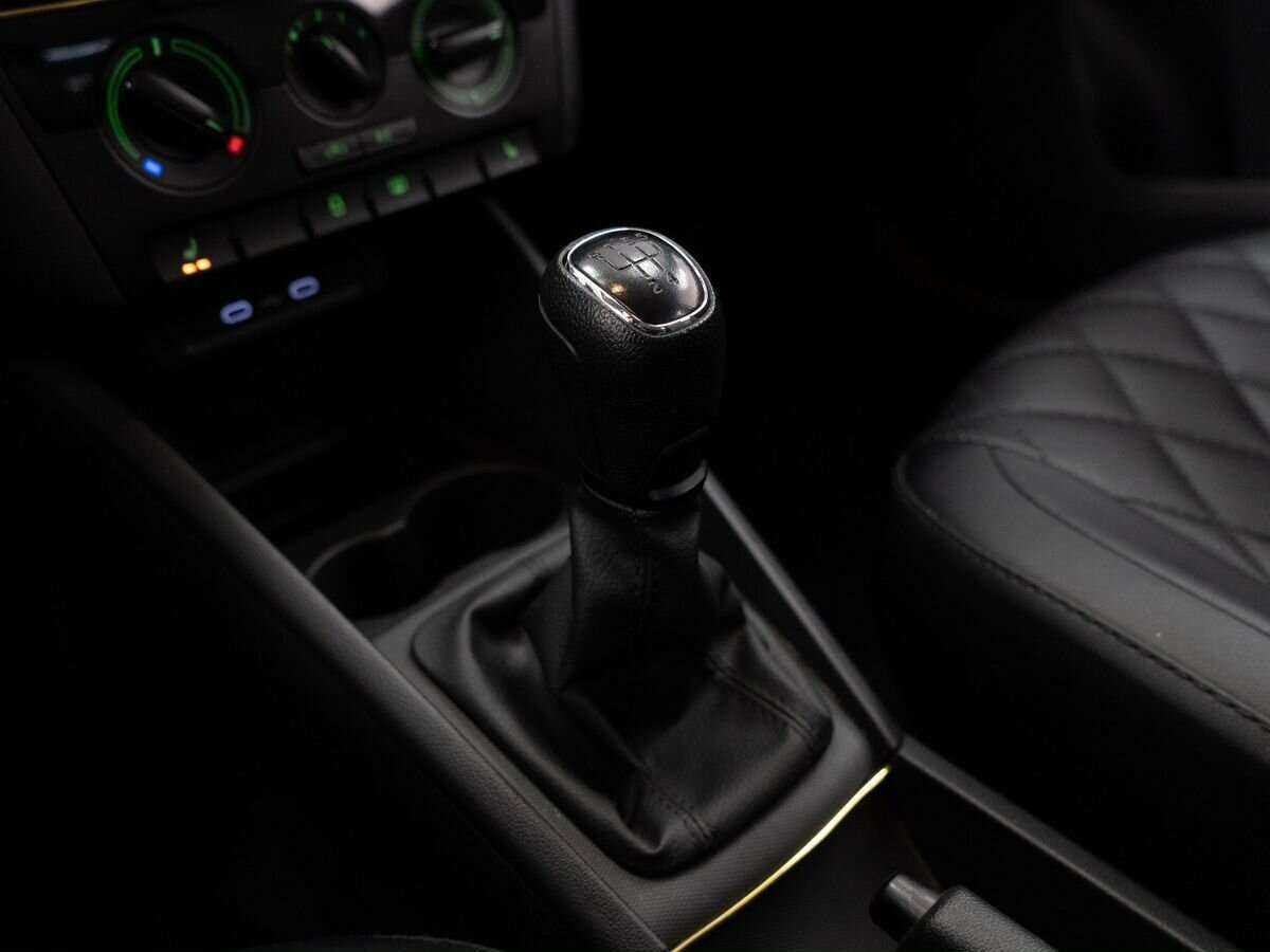 Skoda Rapid с пробегом — 2021 год. Фото: #11