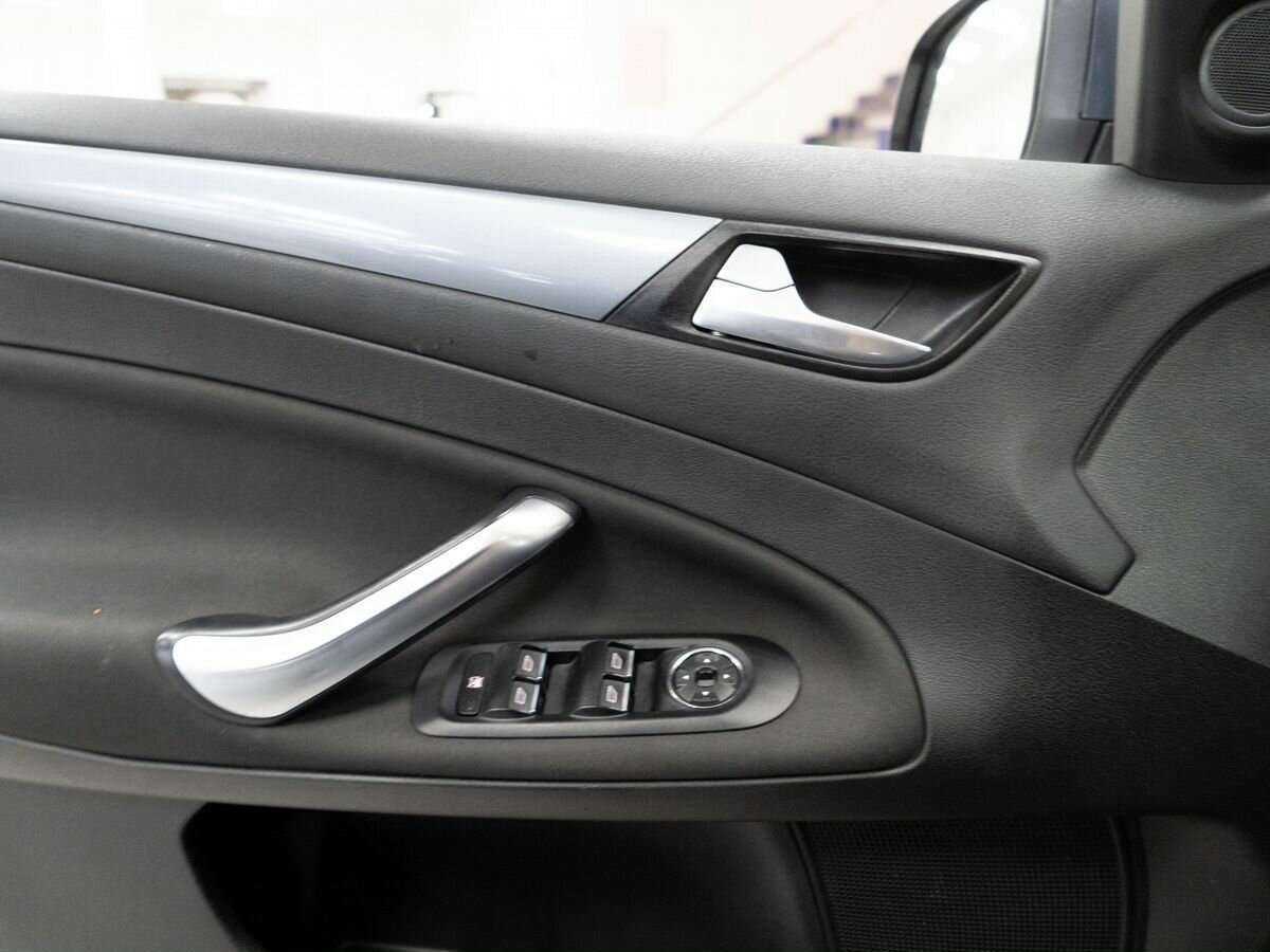 Ford Mondeo с пробегом — 2012 год. Фото: #11