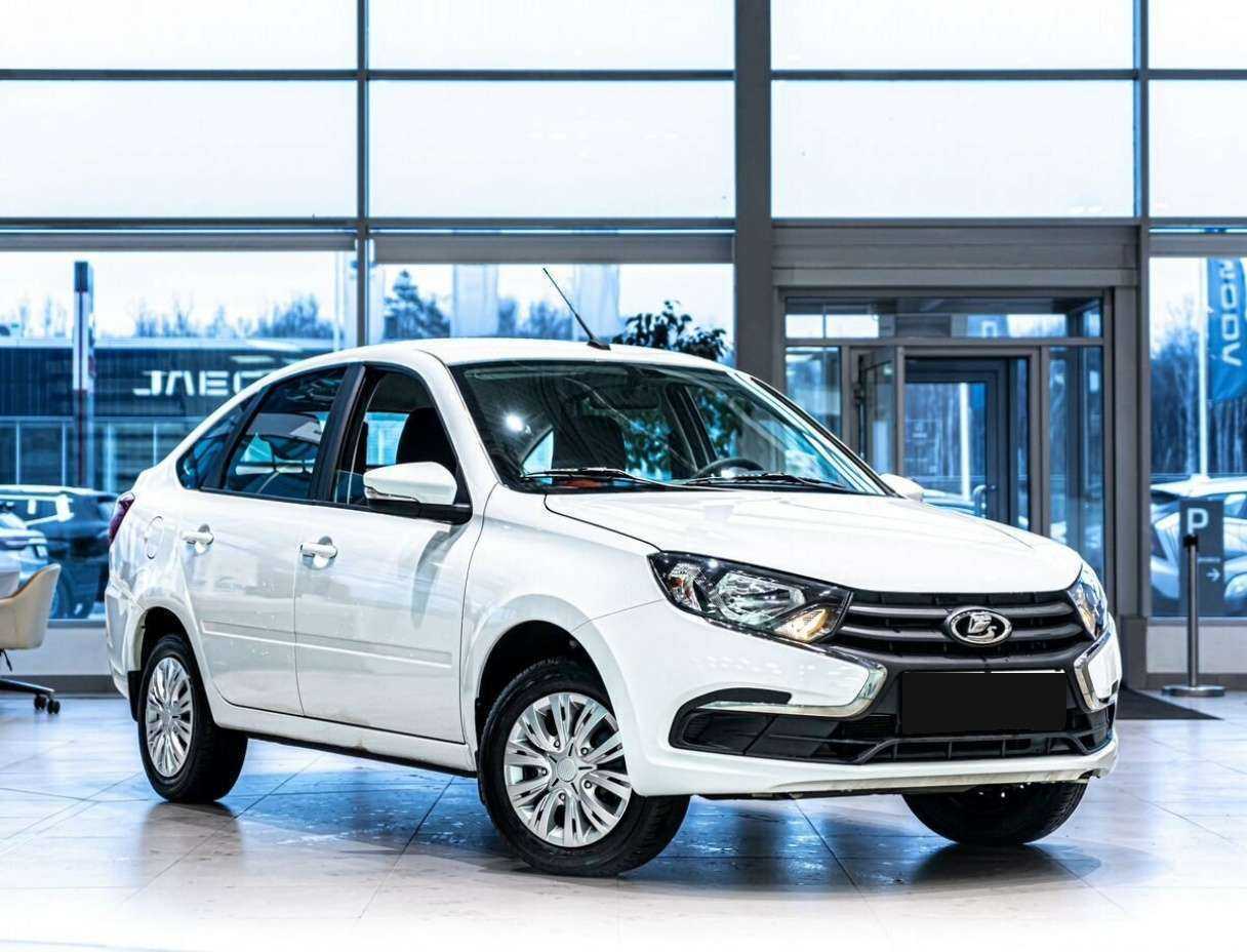 Lada (ВАЗ) Granta с пробегом — 2023 год. Фото: #1