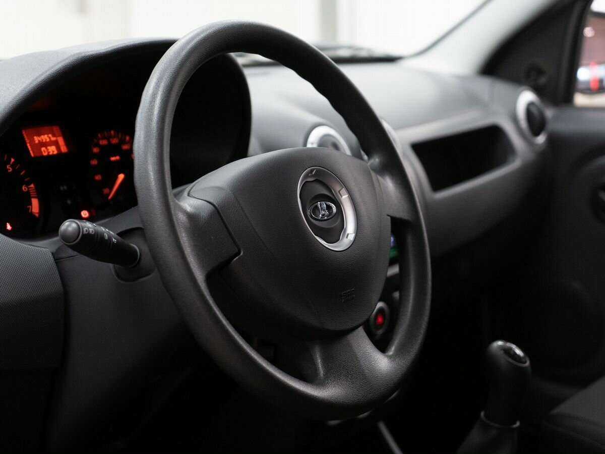 Lada (ВАЗ) Largus с пробегом — 2018 год. Фото: #4