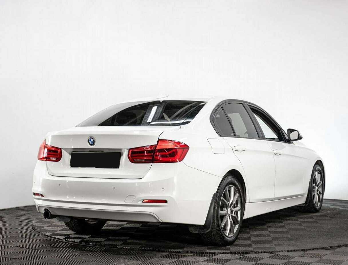 BMW 3 серии с пробегом — 2016 год. Фото: #5