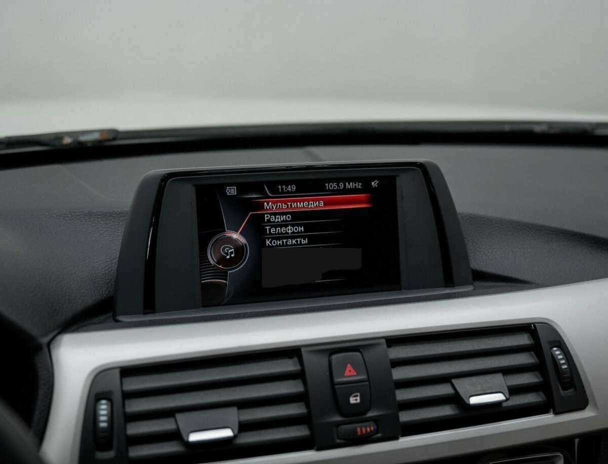 BMW 3 серии с пробегом — 2016 год. Фото: #21