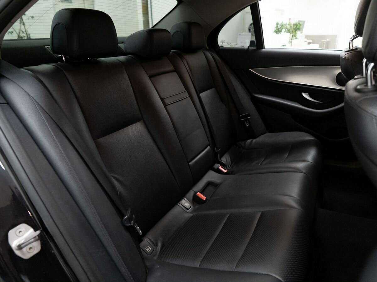 Mercedes-Benz E-Класс с пробегом — 2017 год. Фото: #8