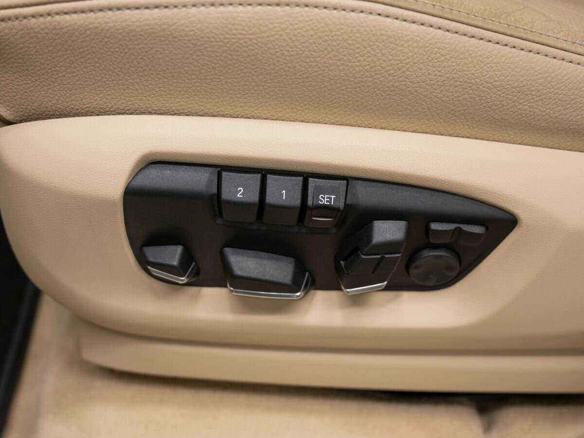 BMW X5 с пробегом — 2015 год. Фото: #16