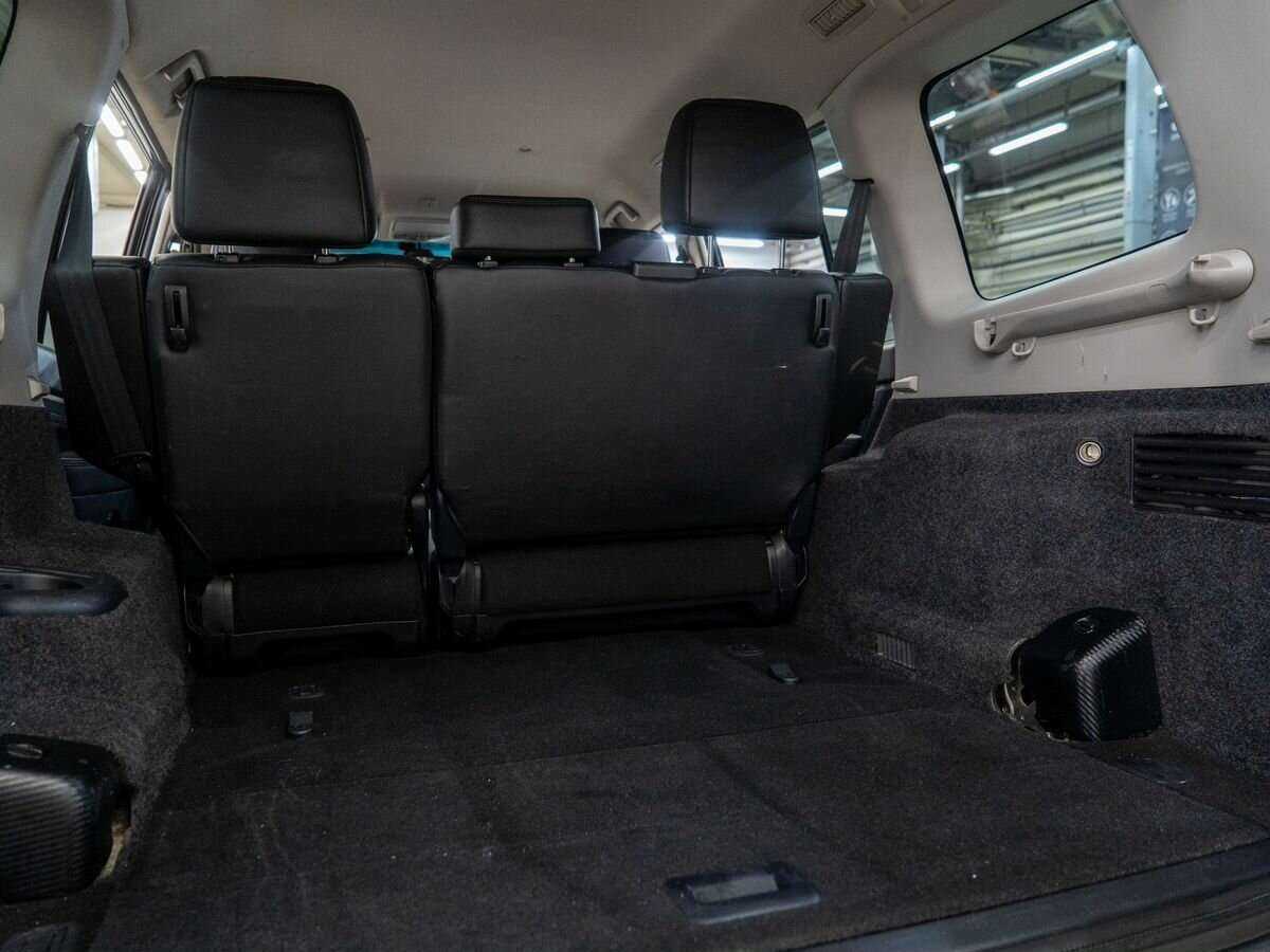 Mitsubishi Pajero с пробегом — 2012 год. Фото: #7