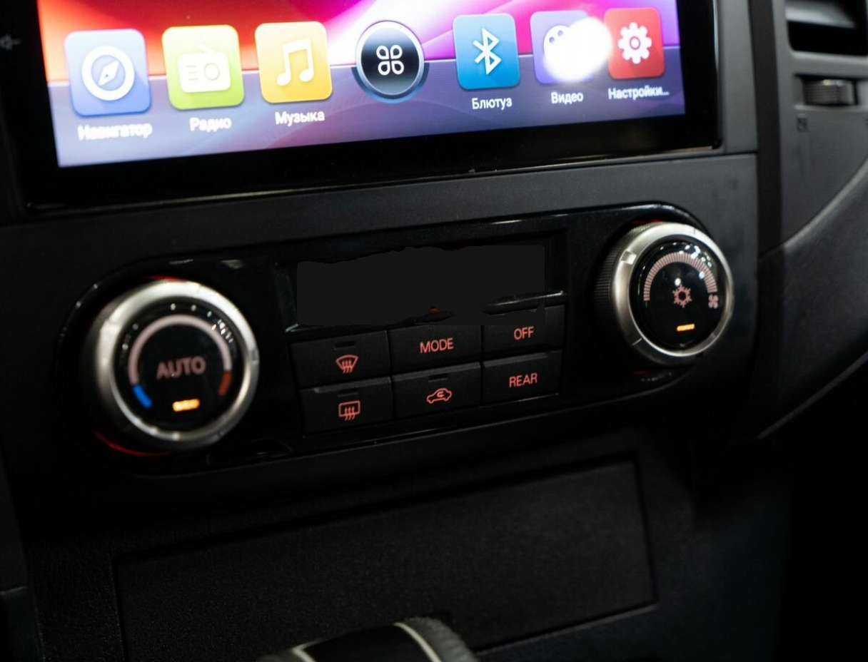 Mitsubishi Pajero с пробегом — 2012 год. Фото: #13