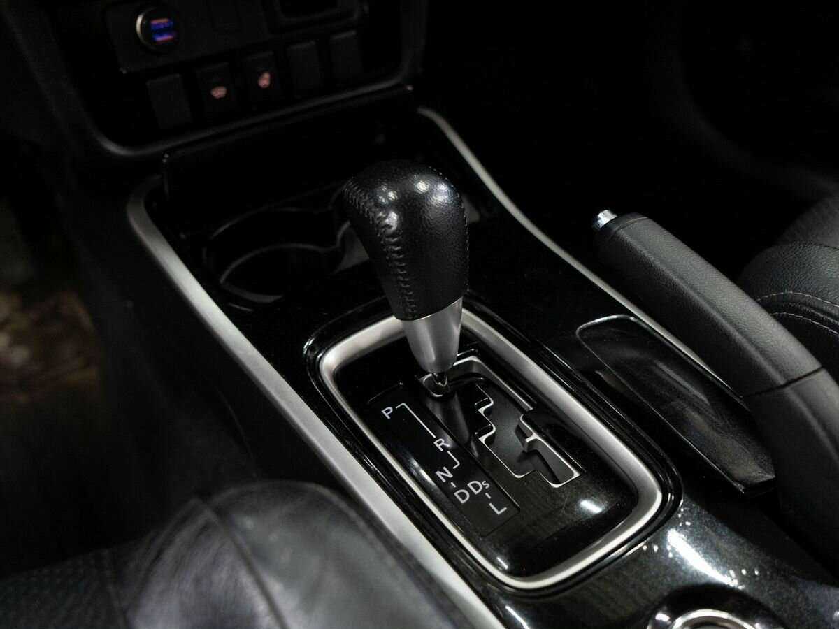 Mitsubishi Outlander с пробегом — 2017 год. Фото: #12