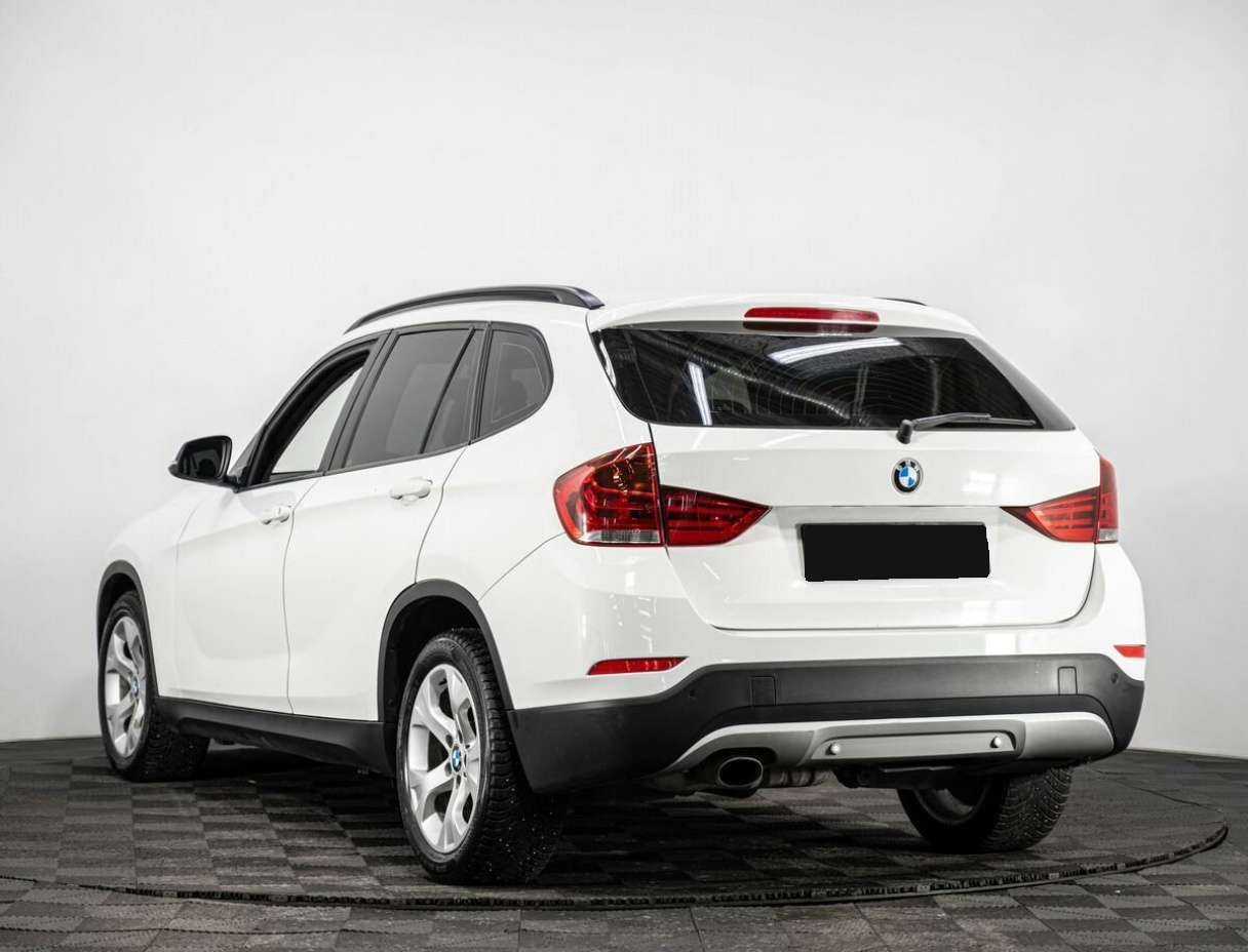 BMW X1 с пробегом — 2013 год. Фото: #3