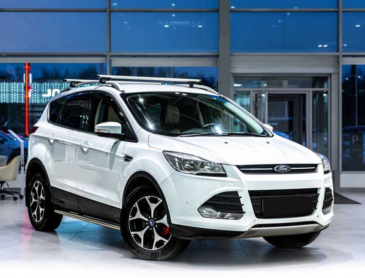 Ford Kuga с пробегом — 2015 год. Фото: #1