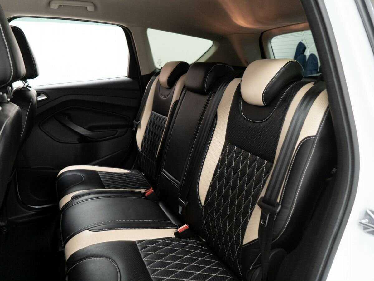 Ford Kuga с пробегом — 2015 год. Фото: #6