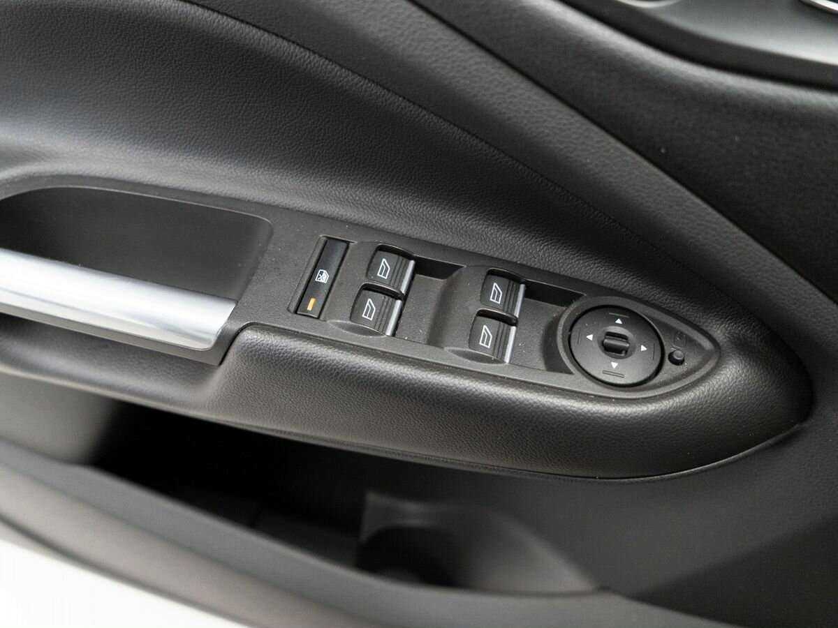 Ford Kuga с пробегом — 2015 год. Фото: #10