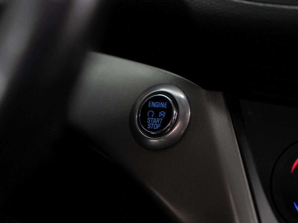 Ford Kuga с пробегом — 2014 год. Фото: #9