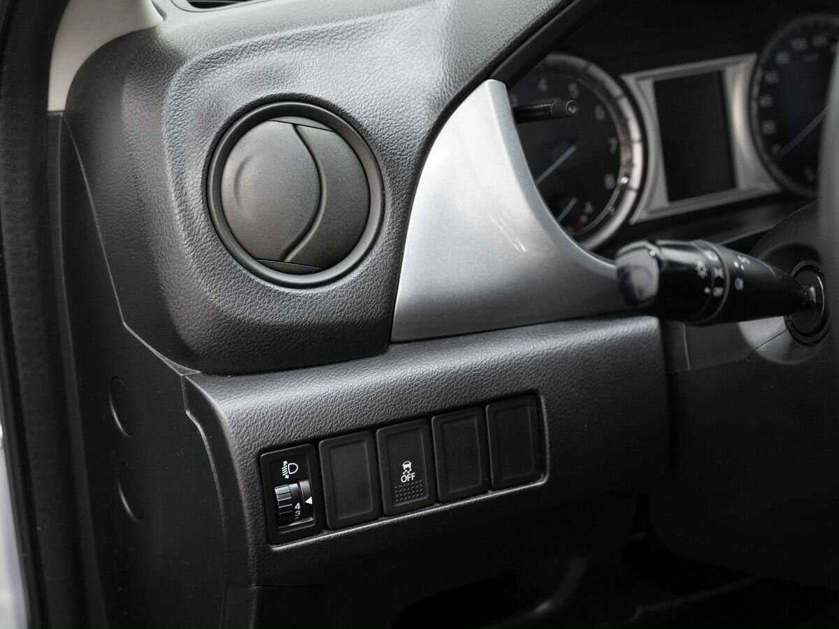 Suzuki Vitara с пробегом — 2015 год. Фото: #15