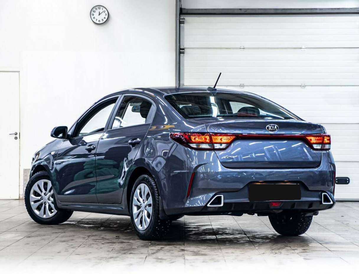 Kia Rio с пробегом — 2021 год. Фото: #3