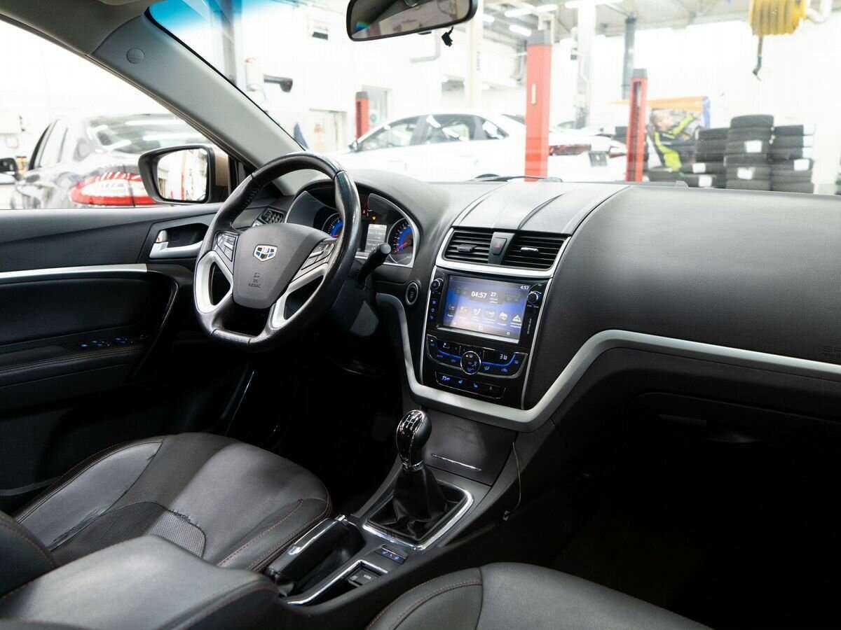 Geely Emgrand 7 с пробегом — 2016 год. Фото: #15