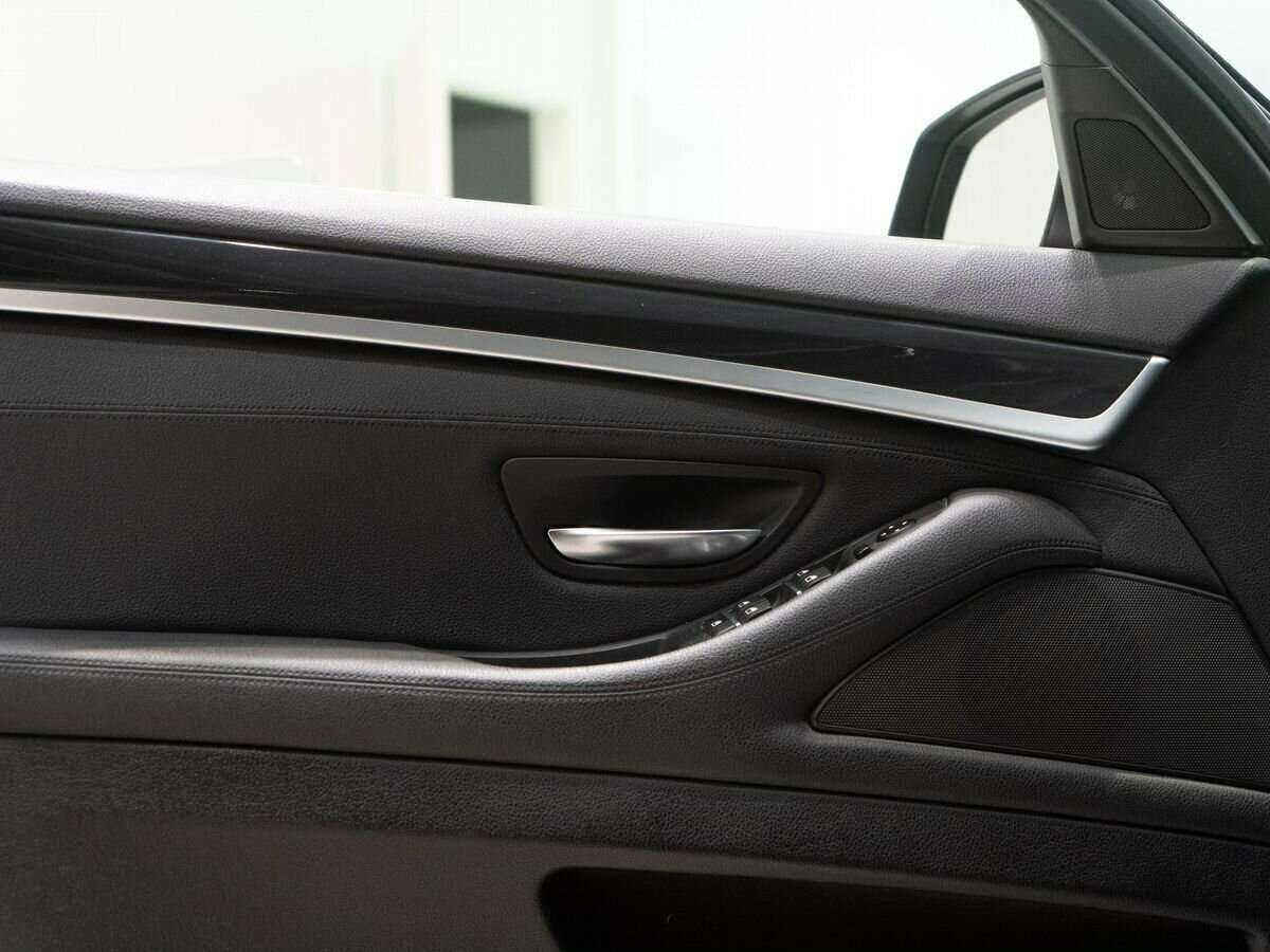 BMW 5 серии с пробегом — 2016 год. Фото: #15