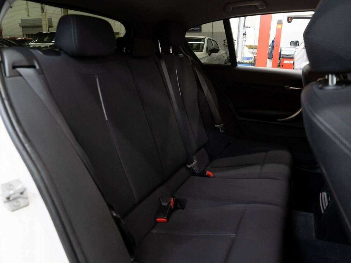 BMW 1 серии с пробегом — 2014 год. Фото: #7