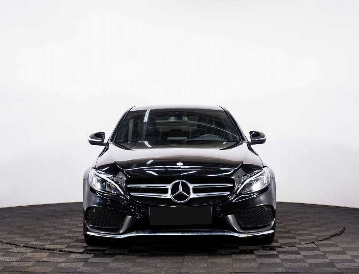 Mercedes-Benz C-Класс с пробегом — 2015 год. Фото: #1