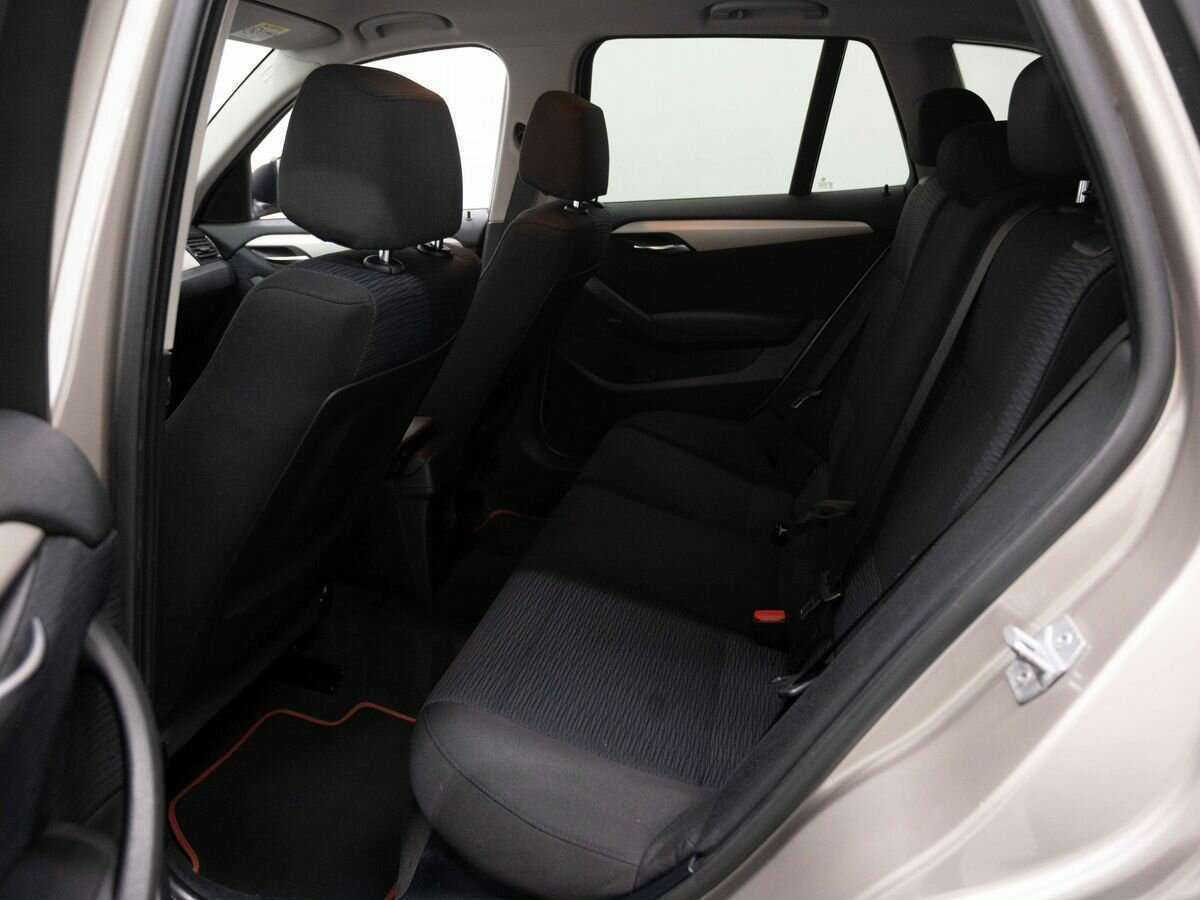 BMW X1 с пробегом — 2013 год. Фото: #8