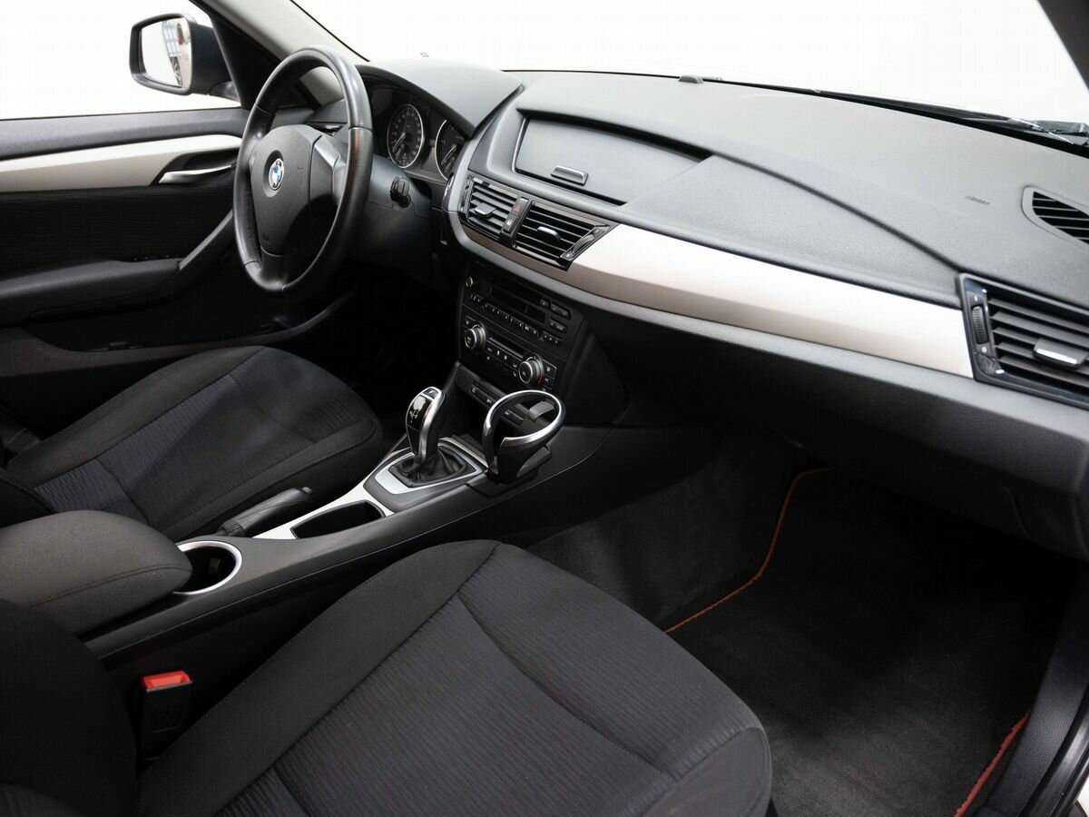 BMW X1 с пробегом — 2013 год. Фото: #10