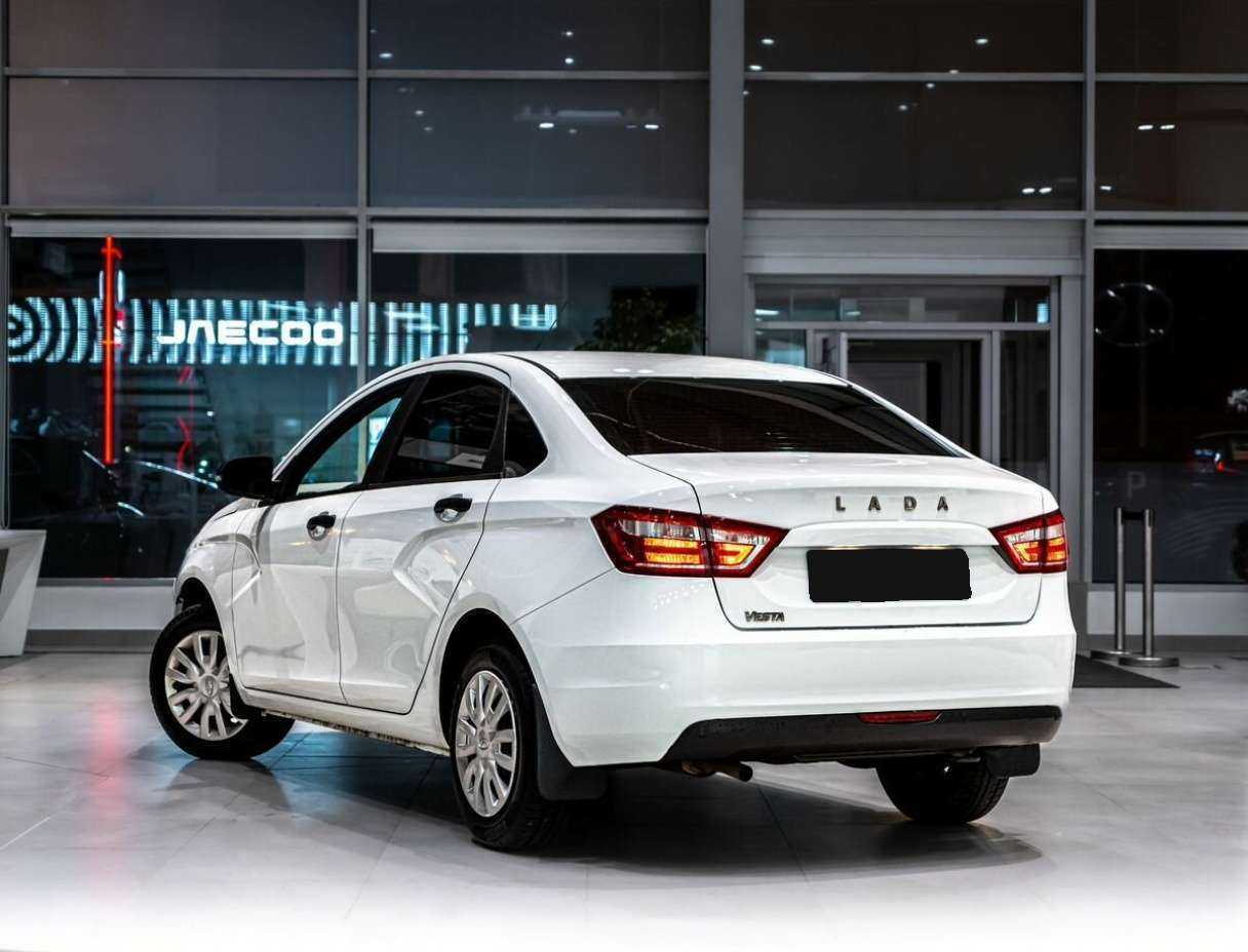 Lada (ВАЗ) Vesta с пробегом — 2021 год. Фото: #3