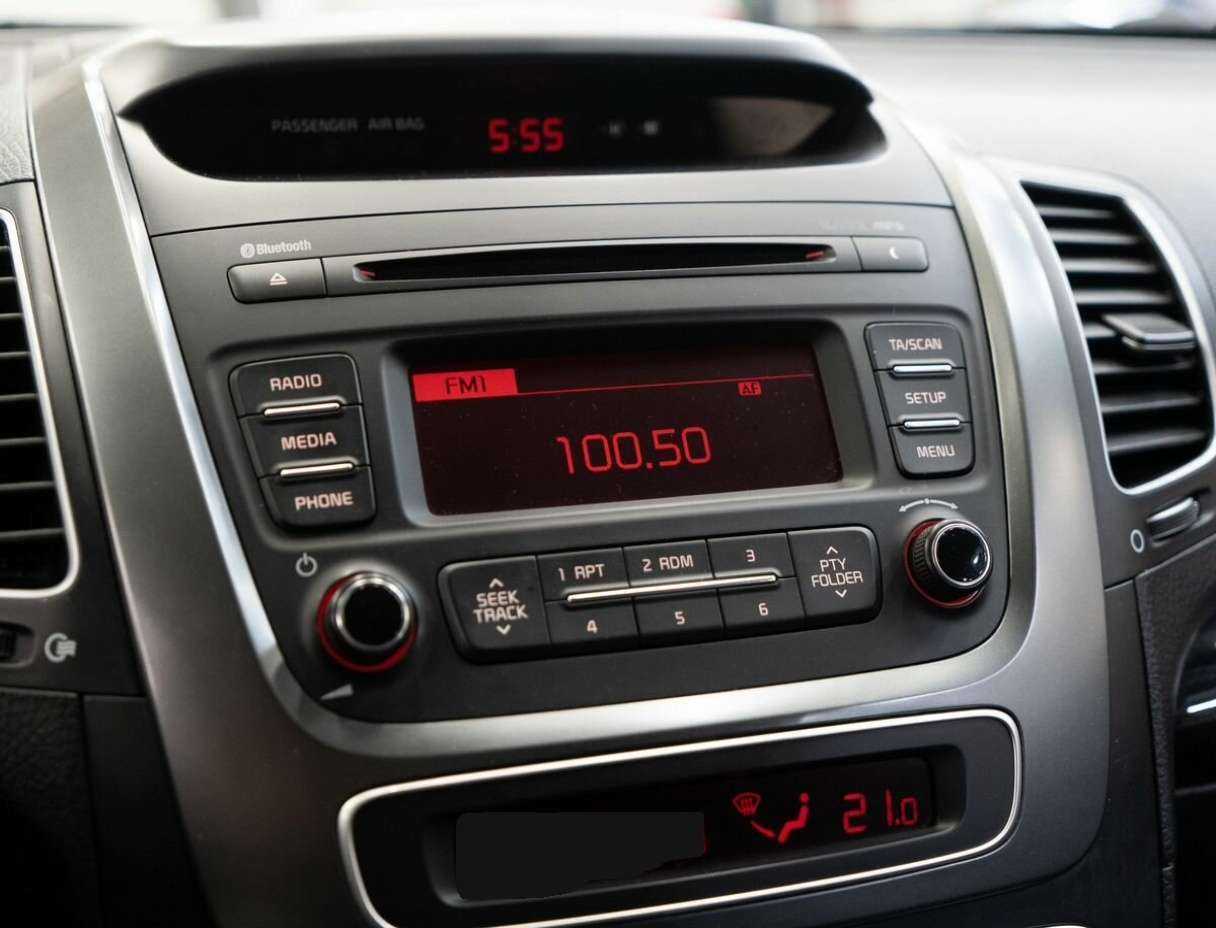 Kia Sorento с пробегом — 2017 год. Фото: #11