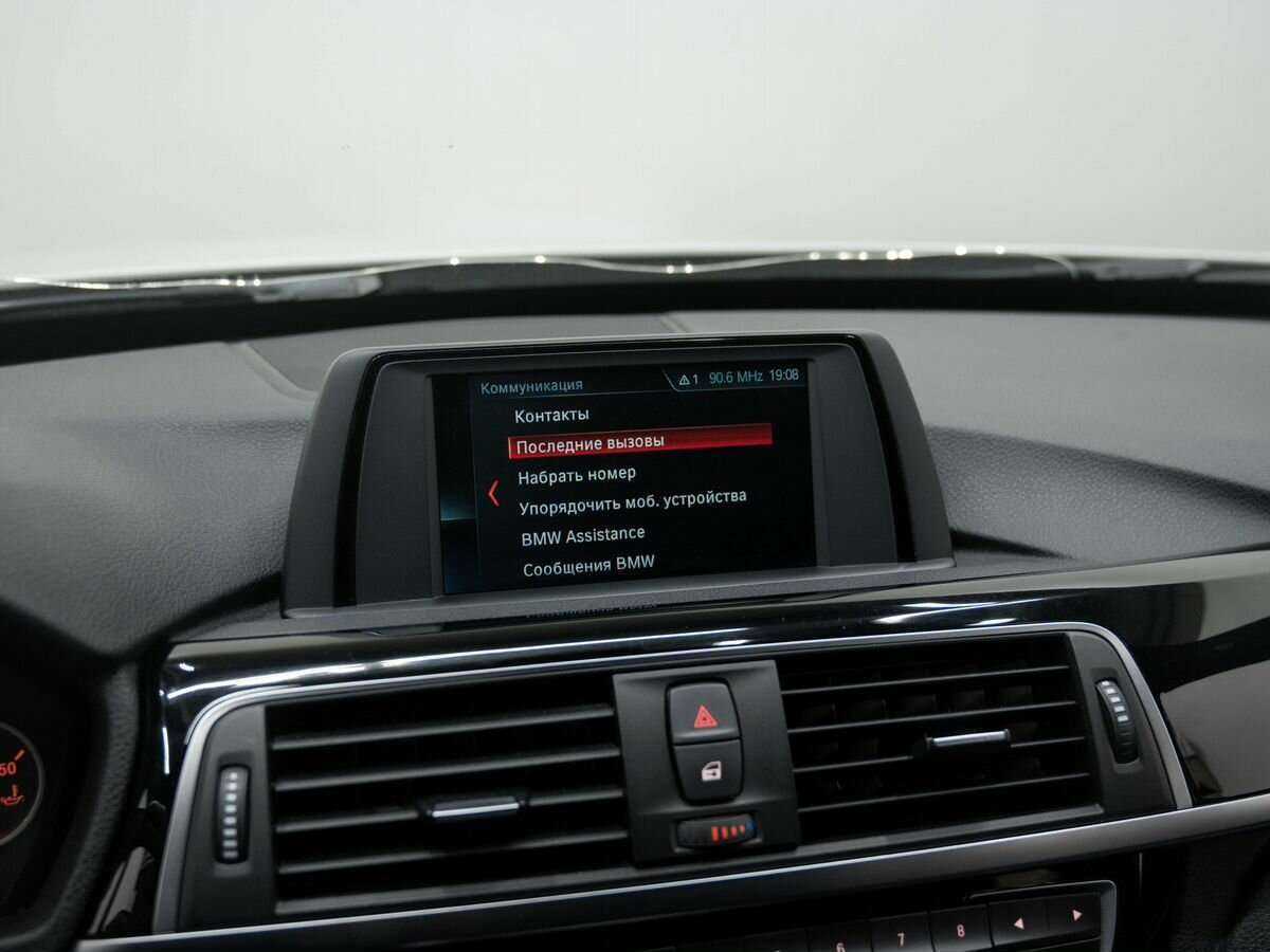 BMW 3 серии с пробегом — 2017 год. Фото: #27