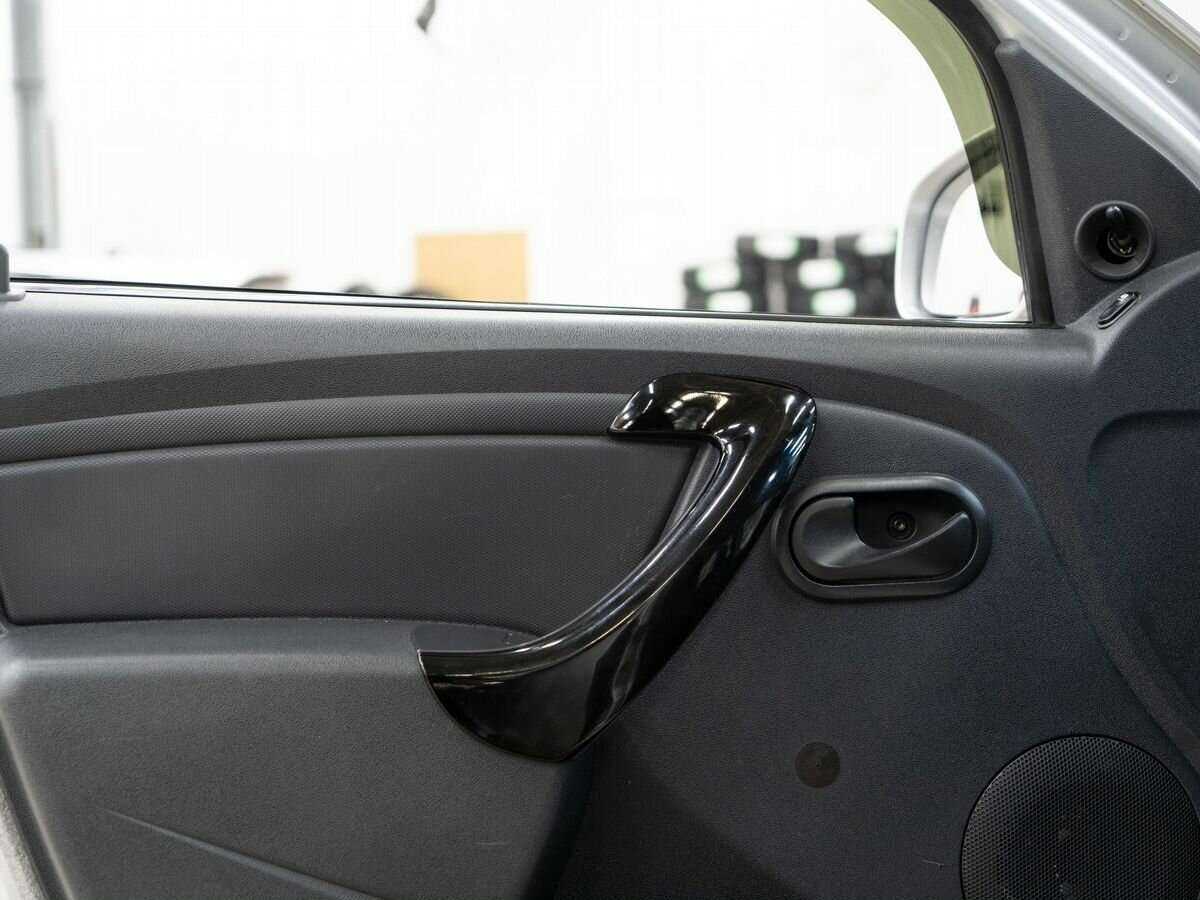 Renault Duster с пробегом — 2012 год. Фото: #13