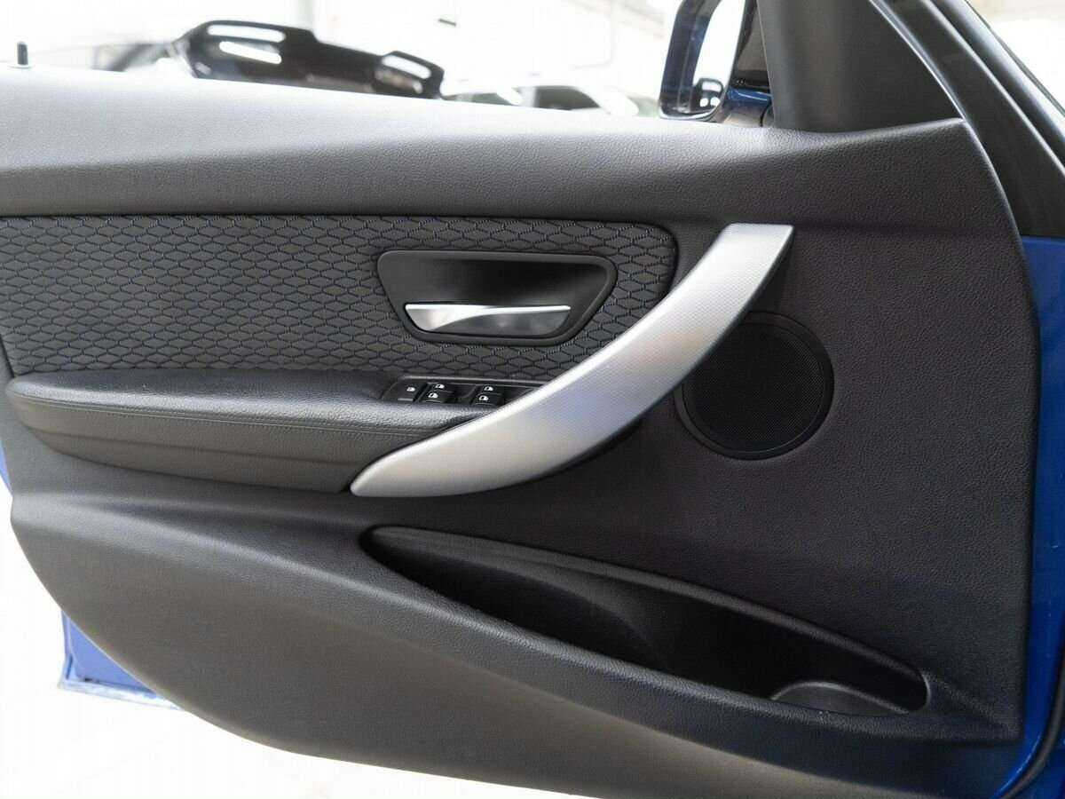 BMW 3 серии с пробегом — 2014 год. Фото: #13